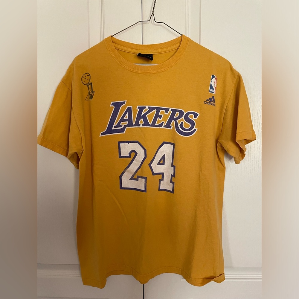 Kobe Bryant #24 Los Angeles Lakers NBA Adidas Gold Jersey Style Men's T-Shirt